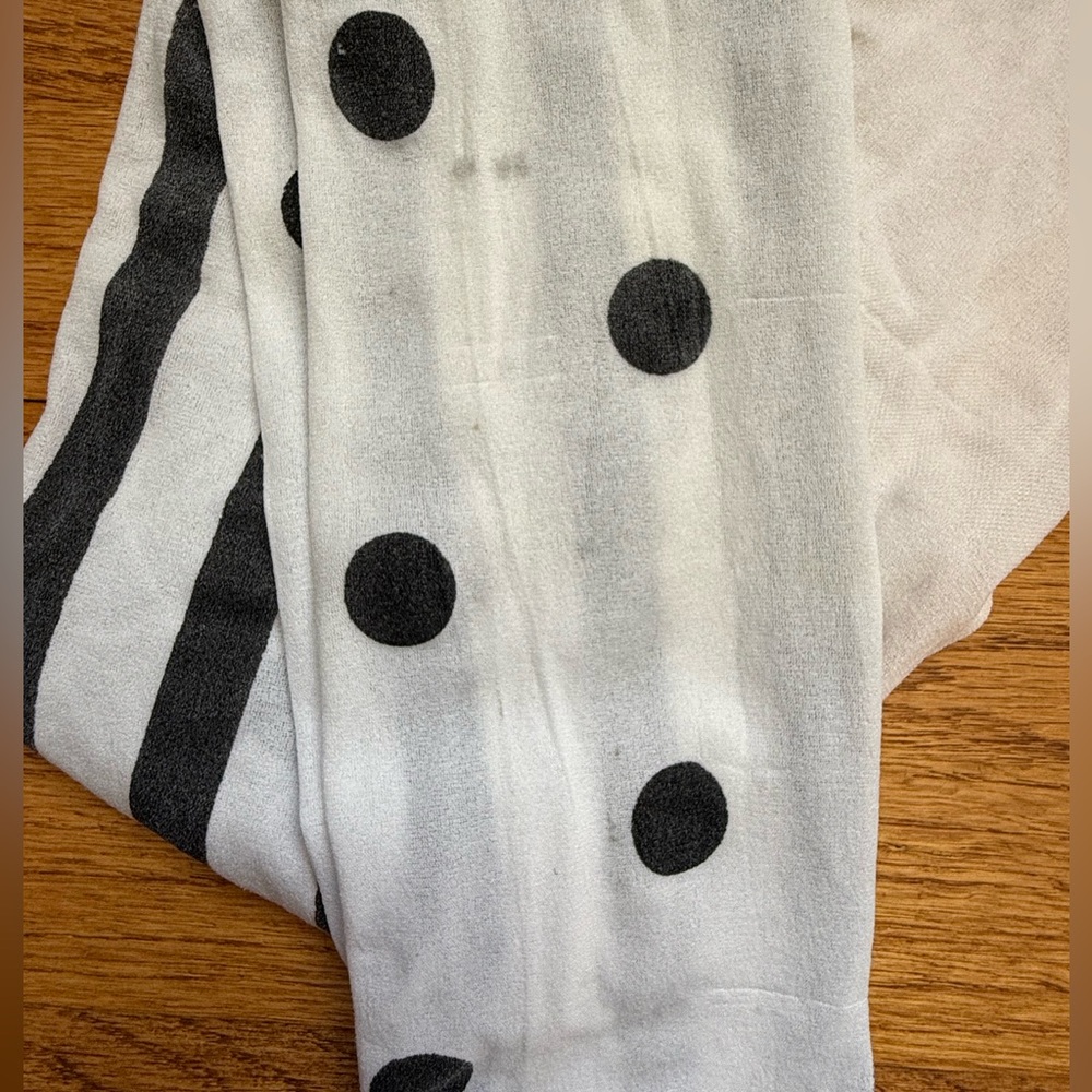 Killer Clown Child Costume, size 8-10, black and white - Picture 9 of 15